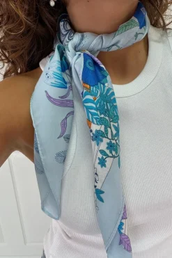 Aeilona Scarf