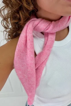 Aenoelia Scarf