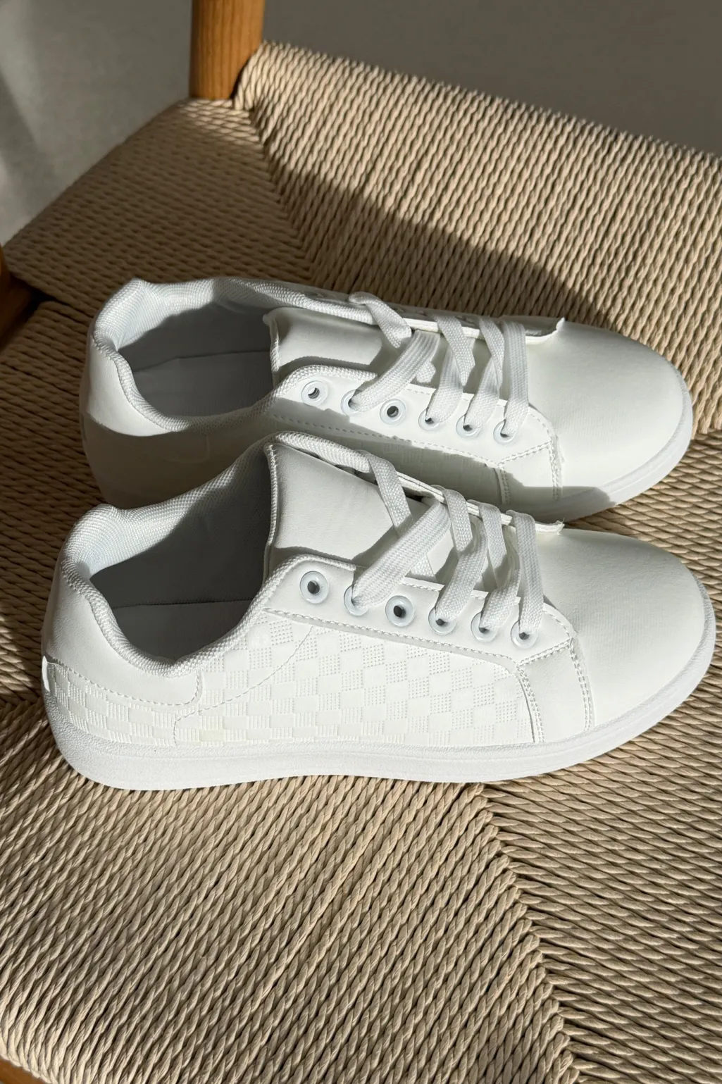 Blazalea Sneakers