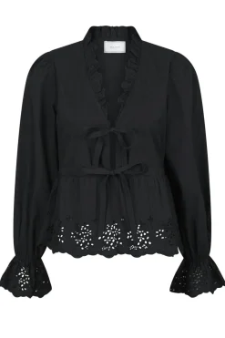 Nnmatsi Embroidery Blouse