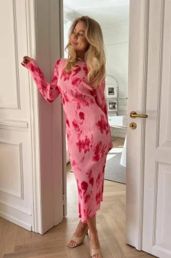 Odaic Dress