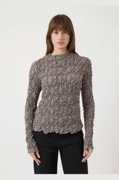 Yasmera Ls Top